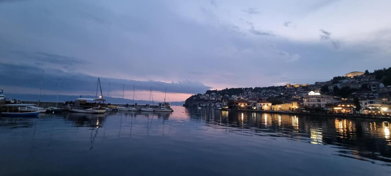 Svir Skyline Apartment No 39 Ohrid Buitenkant foto
