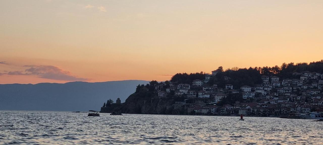 Svir Skyline Apartment No 39 Ohrid Buitenkant foto